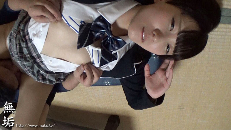 制服を脱がせると、そこにあったのはちっぱいでした。発育途中のぺたんこ少女達とナイショ性交BEST4時間 - サンプル画像 - 2