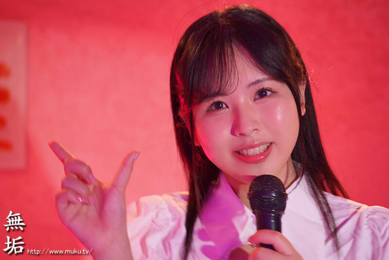 私、AVで処女喪失します！ 男性経験0人の元アイドルが決意の処女喪失 透明感抜群の美少女・処女喪失ドキュメント 侑李あいみ - サンプル画像 - 3