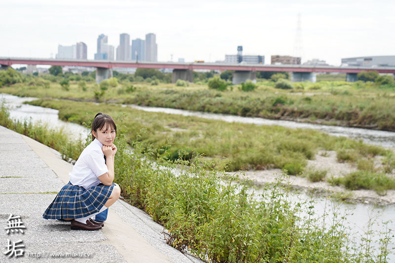 純粋無垢。 無垢史上最高レベル。10年に1人の逸材美少女AVデビュー 咲月ひな - サンプル画像 - 1