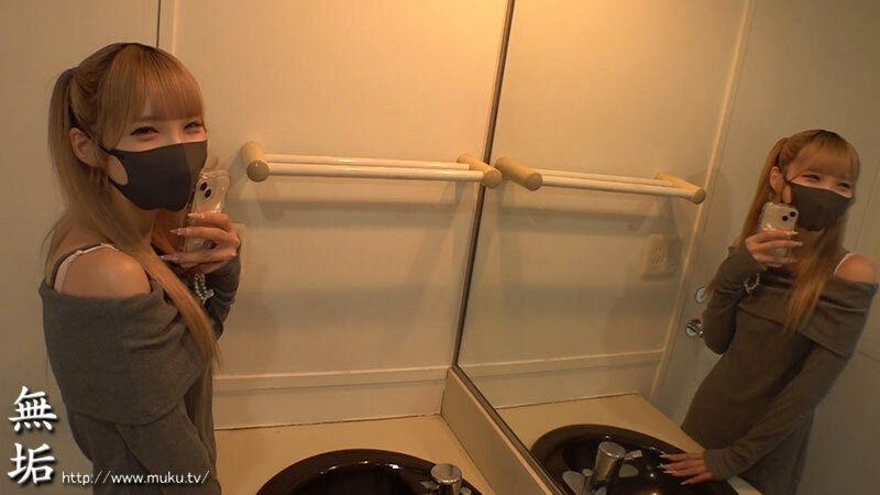 えちえち画像を投稿しているエロ配信女子の日常をお見せします 港区系インフルエンサー女子と1日中コスプレSEX ヤリまくりハメ撮りパコ凸！ 美澄玲衣 - サンプル画像 - 3