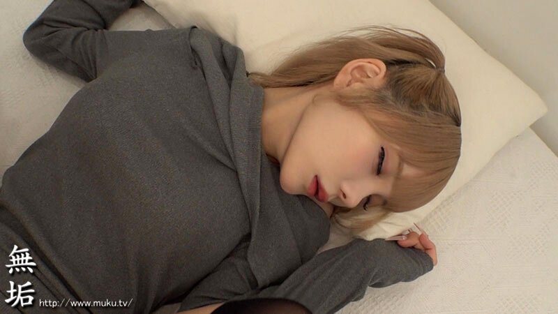 えちえち画像を投稿しているエロ配信女子の日常をお見せします 港区系インフルエンサー女子と1日中コスプレSEX ヤリまくりハメ撮りパコ凸！ 美澄玲衣 - サンプル画像 - 6