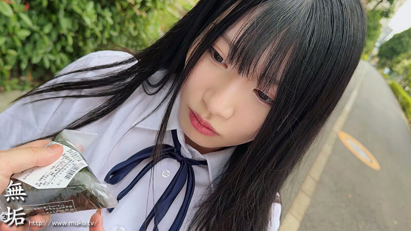 クラスメイトの女子の弱みを握った人生で最も幸福な日。貧乏で、万引きして、犯●れる... 何も持たない不幸少女の悲惨すぎるド底辺搾取レ×プ。 白百合みなみ - サンプル画像 - 1