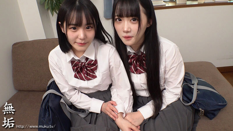 一度でいいから挟まりたい。仲良し美少女2人の真ん中に。 百合の間に挟まりオジサン参上。友達同士で初めてのレズ3P。（MUKD-565） - サンプル画像 - 1