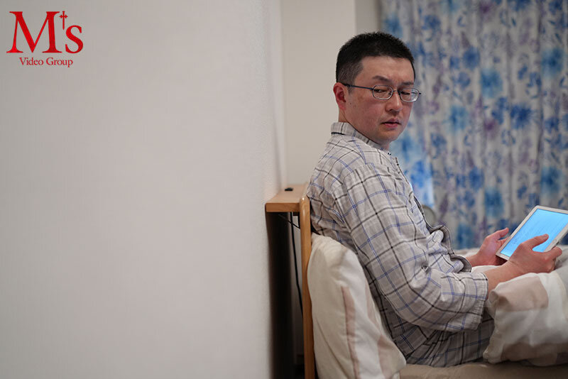 隣に住む夫が大嫌いなパワハラ上司の絶倫チ○ポで毎日イキ狂わされたセックスレス社宅妻 蓮実クレア - サンプル画像 - 12