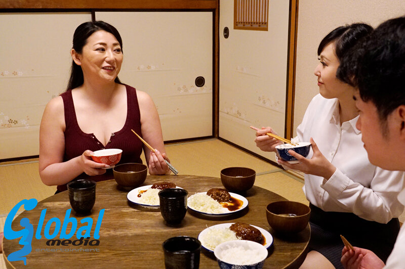 嫁の母と禁断性交 其の四拾弐 妻よりもお義母さんの方がいいよ… 奈良崎みづき - サンプル画像 - 1