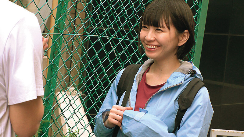 躍動！輝く汗と笑顔弾ける青春ド真ん中の運動部に所属する部活女子たちが素股に挑戦！保健体育の課外授業と称して、鍛えあげられた反り勃つデカチンを激しく擦りつけられ火が付き、そのまま生挿入！連続中出しSEX！！ - サンプル画像 - 8