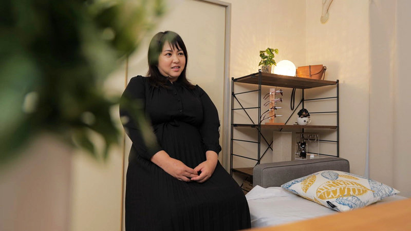 真面目そうなのに、旦那に内緒で浮気を繰り返すKカップ超乳ぽっちゃり人妻 本名不明 - サンプル画像 - 2
