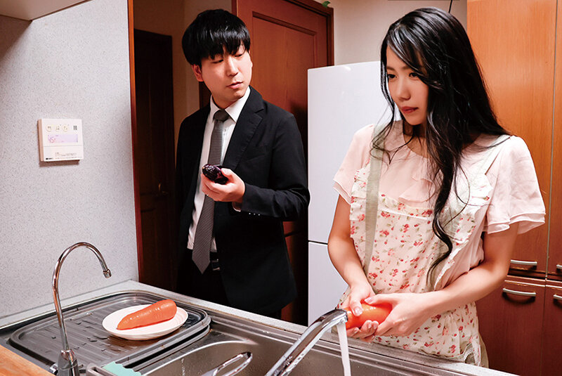 最高に不愉快なゲス男のデカチンで最高に気持ちイイSEXをされてねとられた妻 南まゆ - サンプル画像 - 5