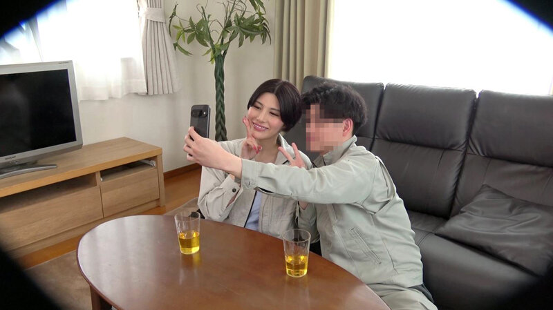 このたびウチの妻（28）がパート先のバイト君（20）にねとられました…→くやしいのでそのままAV発売お願いします。（NKKD-368） - サンプル画像 - 3