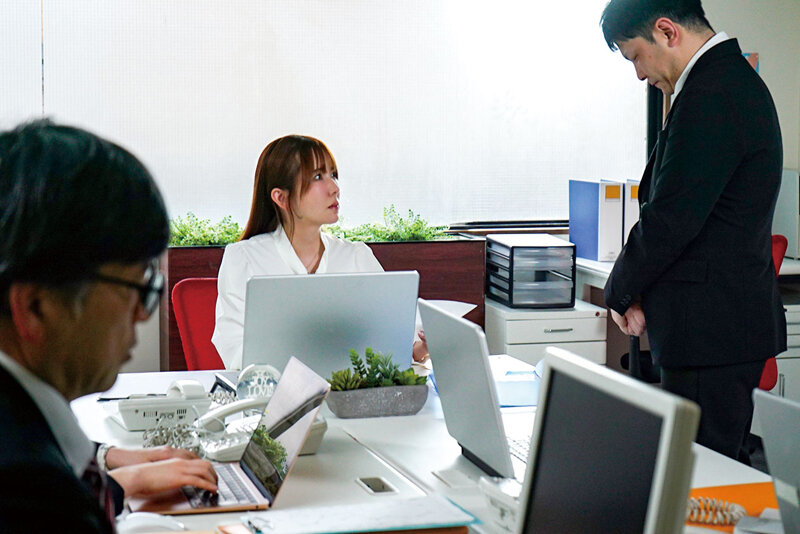 退職するなんて言わないで… 会社を辞めたい部下を引き止め。痴女上司の個別逆レ●プ勧奨 波多野結衣 - サンプル画像 - 6