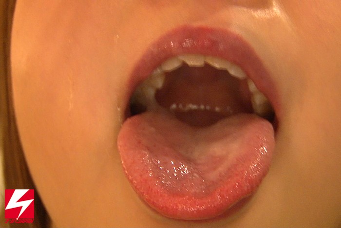 真面目で超優しそうな歯科衛生士あやみさん（22才）をナンパしてフェラしたらそのまま精飲！なんと合計11発 大量ごっくんAVデビュー！！ ナンパJAPAN EXPRESS Vol.67 - サンプル画像 - 2