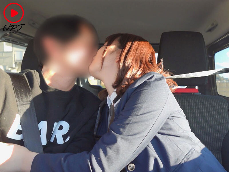キスだけで濡れるJ● 終業式の日、学校終わりに年上好き女子を車で連れ回してベロキス中出し鎌倉デート - サンプル画像 - 1