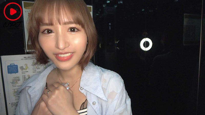 マッチングアプリでゲット！！ 出会って超速ホテルIN即ハメ！ギャル美人妻は即効型の都合のイイ絶倫タダマンビッチだった。 人妻:さりなさん - サンプル画像 - 1