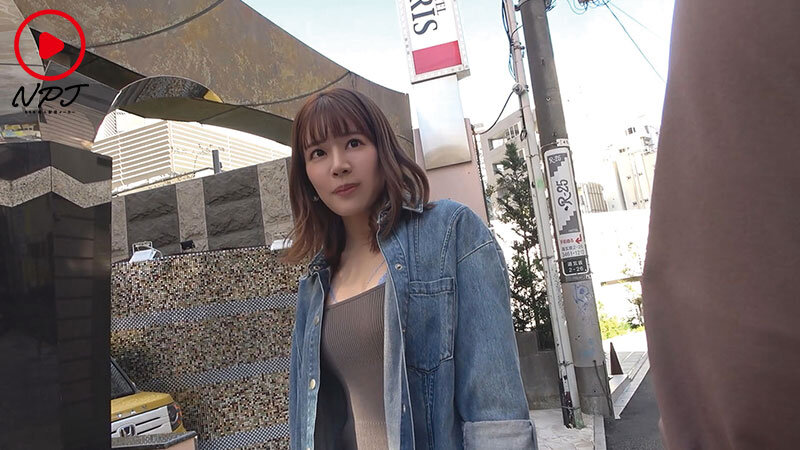 「旦那の帰宅まで空いてます…」マッチングアプリでゲット！！出会って超速ホテルIN即ハメ！ ジムトレーナー美女妻は即効型の都合のイイ絶倫タダマンビッチだった。 中出し＆ごっくん 人妻:るいさ - サンプル画像 - 1