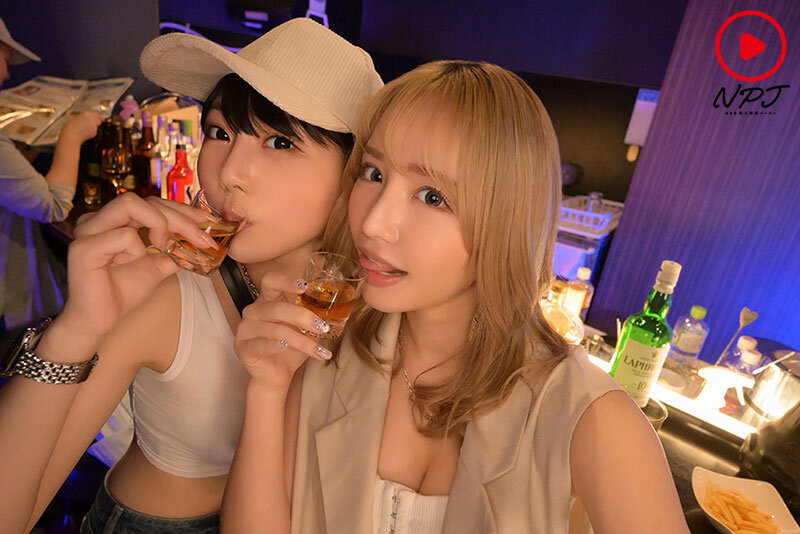 新宿区●丁目レズバーでナンパ 男性興味なし レズ素人娘をチ●ポ堕ちするまで突きまくる！ - サンプル画像 - 2