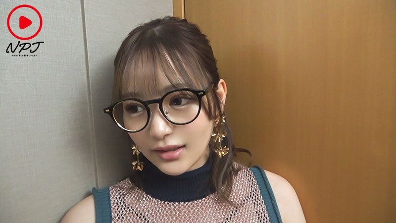 マッチングアプリでゲットしたインテリ美女妻を脱がせてハメまくりました。（夫には内緒） 人妻:せいらさん。 - サンプル画像 - 1