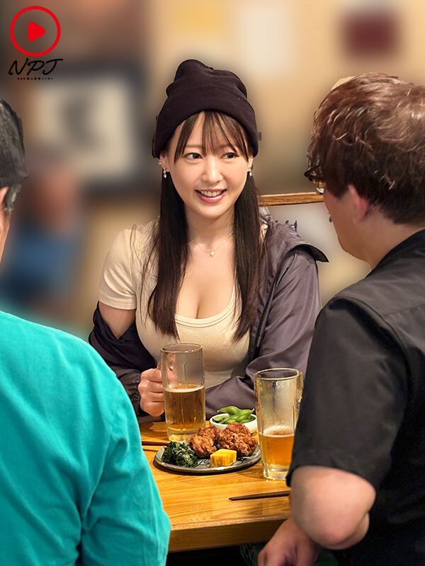 ナンパしたAV大好き激カワお姉さんはまさかのガチグラビアアイドルだった！？抜群の美貌とスタイル！ハンパない性欲とセックスポテンシャル！ダメ元で口説いたらその場でグラビア引退！そのままAVデビュー！ 葉月まゆ - サンプル画像 - 1