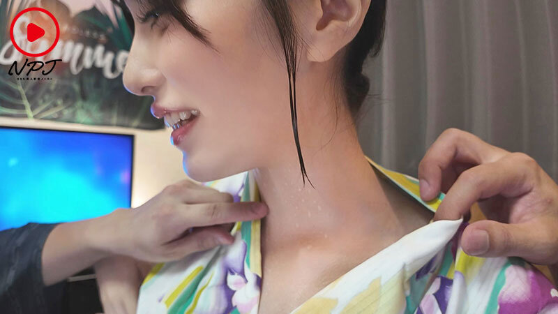 観測史上最高の猛暑日！東京●田区夏祭りでナンパした浴衣ハーフ美女の甘塩っぱい汗を舐め回す汗だく性交夏物語！ - サンプル画像 - 4