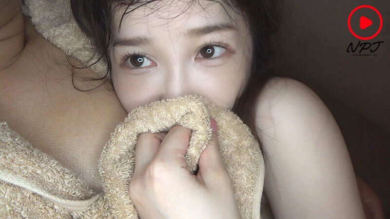 【個撮】 担当ホストに貢ぎたくて、個撮に応募してきた裏垢女子。 「金額次第で何でも…」 撮影始めたら変態娘で理性は薄れSEX没入。 【許可済み販売】 - サンプル画像 - 10