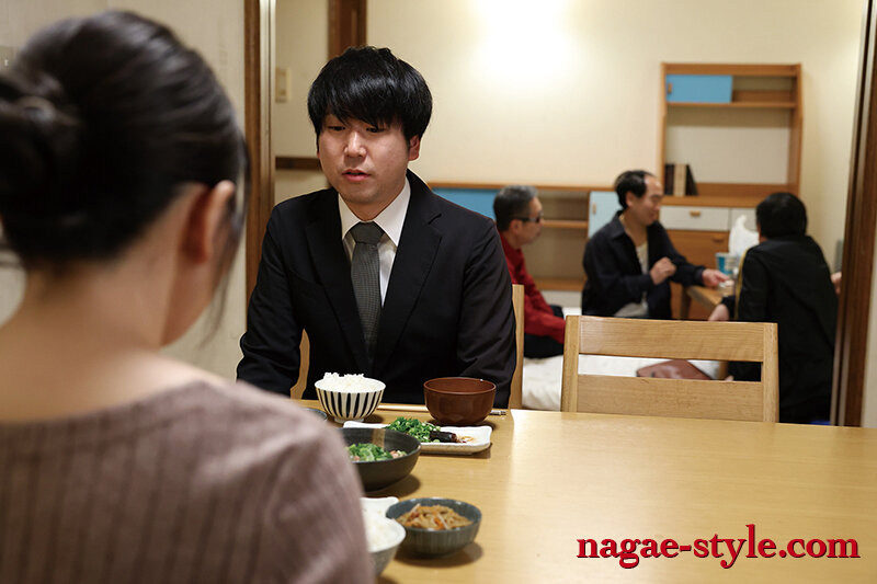 借金夫婦 妻を他人に抱かせました。11 ～借金取りのオヤジたちとの屈辱同居生活～ 辻芽愛里 - サンプル画像 - 5