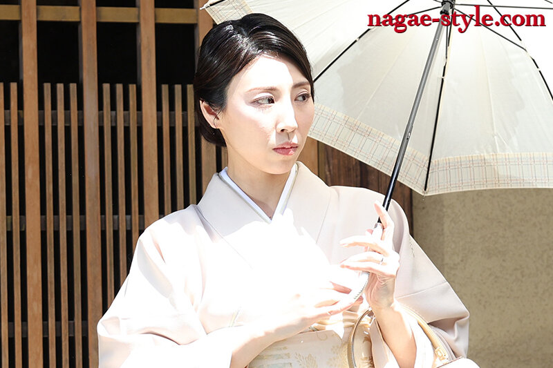 熟母29 ～息子に言えない私のふしだらなアソコ～ 岡西友美 - サンプル画像 - 20