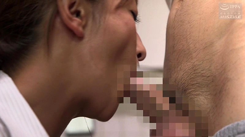 禁断！ 母と乱暴な息子 ～引きこもり息子のダッチワイフになった母～ - サンプル画像 - 11