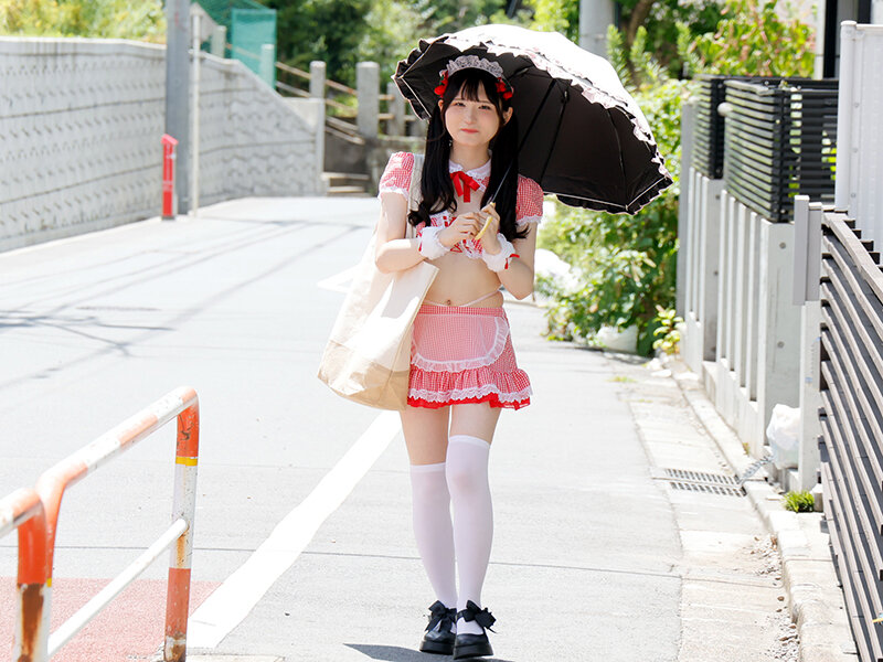 ご主人様をペニクリでご奉仕する家事代行ニューハーフメイド物語 ななこ - サンプル画像 - 1