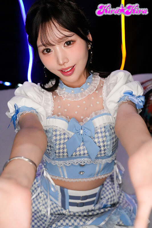 エグいファンサしてくれるメロがりギャルドル舐めじゃくりフェラで顔面ザーメンシャワーオフパコ撮影会 新井リマ - サンプル画像 - 1