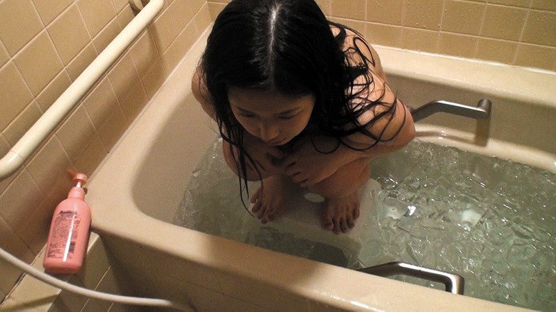 冷蔵庫いもーと ほーる 妹を冷蔵庫に閉じ込めたら、彼女は凍えてただの「穴」になってた。 前乃菜々 - サンプル画像 - 11