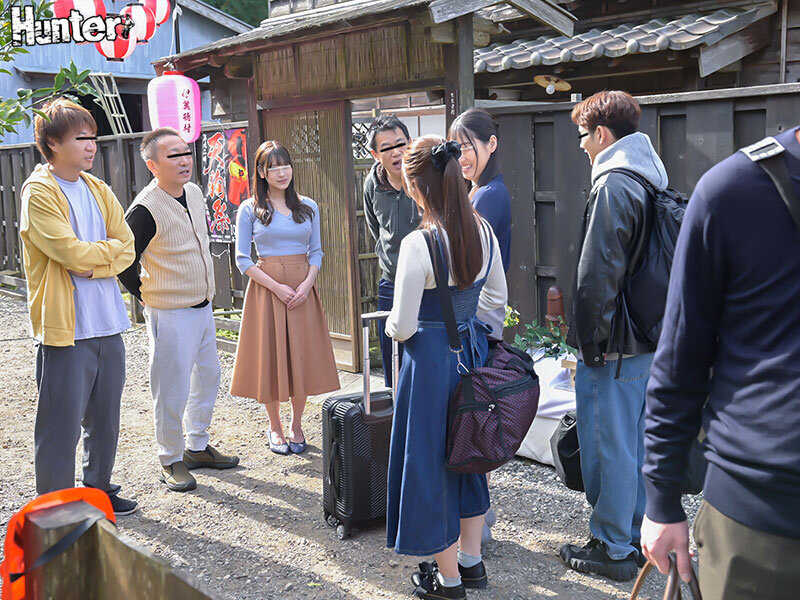 だれとでも定額挿れ放題！ 秘境の村編 その村は村役場に定額料金を納めるだけで、24 時間挿れ放題！村に住んでいる女性は勿論の事、村に訪れた… - サンプル画像 - 3