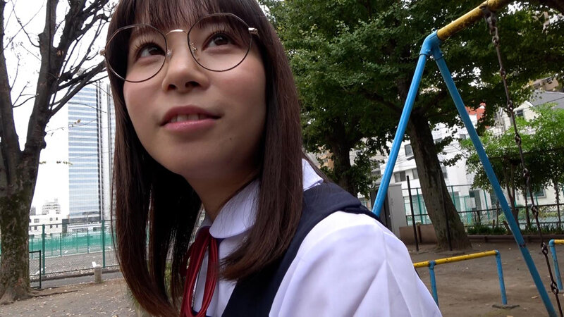剛毛メガネ女子に誘われて 江本あやみ - サンプル画像 - 1