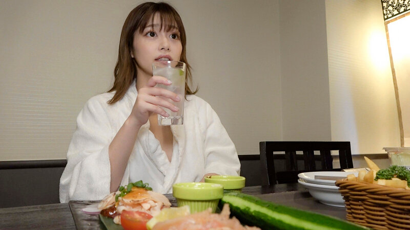 中出し部屋呑みドキュメント 永遠の彼女にしたい女優NO1・紺野ひかるちゃん - サンプル画像 - 9