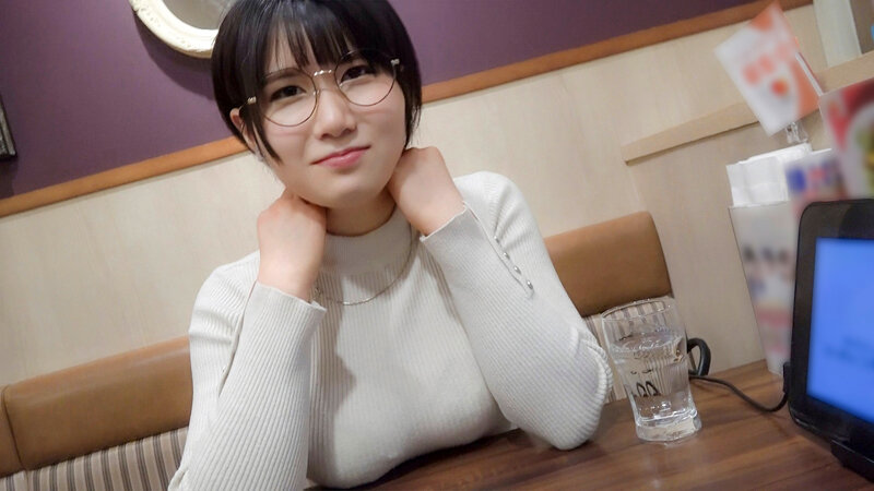 中出しするだけの簡単なお仕事 地味顔ヤリ○ン天然Hカップ女子大生 こはく20歳 奈津野こはく - サンプル画像 - 1
