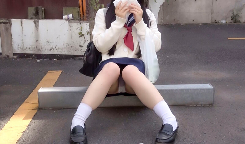 円女交際中出しoK18歳 白桃Gカップ巨乳娘 真白ふわり - サンプル画像 - 2
