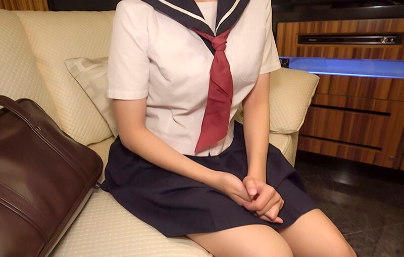 円女交際中出しoK18歳 先輩にフラれてヤリ○ン期間中のGカップ水泳部女子 糸井瑠花 - サンプル画像 - 1