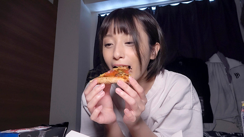 1K部屋呑みドキュメント 人気のミニマムえちえちガール 吉良りんとお部屋で1日ハメハメしてみた - サンプル画像 - 9