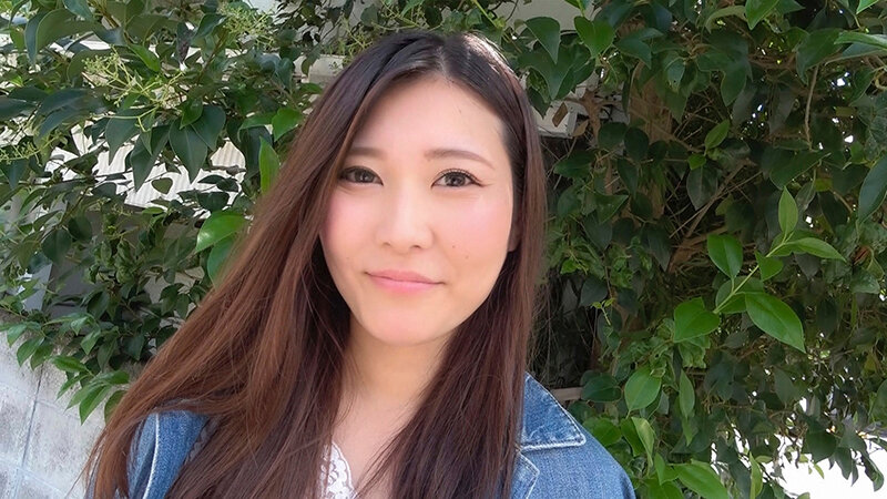 完全プライベート映像 元看護師のHカップ潮吹き美女 吉野弥生ちゃんと初めての二人きりお泊まり 吉野弥生 - サンプル画像 - 1