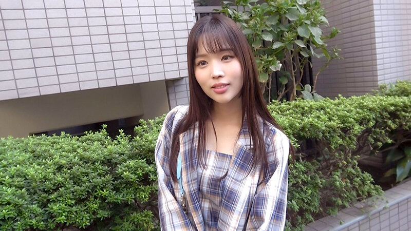 中出し部屋呑みドキュメント 性格＆カラダALL完璧美女 新井リマ - サンプル画像 - 2