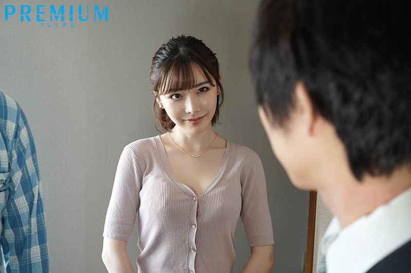夫婦の子作りセックス後、義姉から中出し誘惑されています。 深田えいみ - サンプル画像 - 1