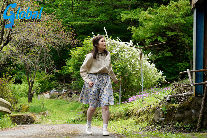野外レ●プ 人里離れた山奥でサイコパス強●魔に襲われ、泣き叫ぶ声も虚しくボロクソに犯●れた人妻たち 小早川怜子・悠木あやね・伊東沙蘭 - サンプル画像 - 1