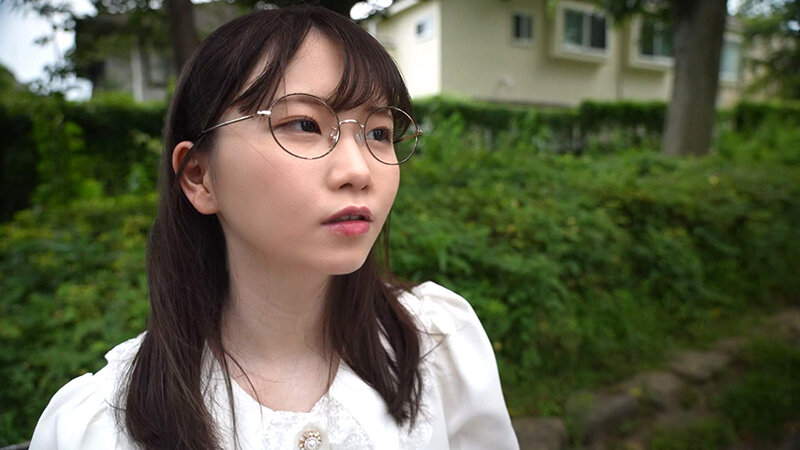 厳格な家庭で抑圧されて育った一人娘が潮を吹き乱しながらハメまくる 媚薬漬け開運占術 藤田こずえ - サンプル画像 - 12