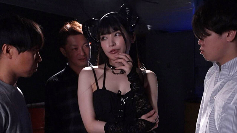 淫魔討伐 生意気サキュバスを拘束・輪●・媚薬漬け！！強●イキ狂いレ●プで完全屈服させてやった。胡桃さくら - サンプル画像 - 5