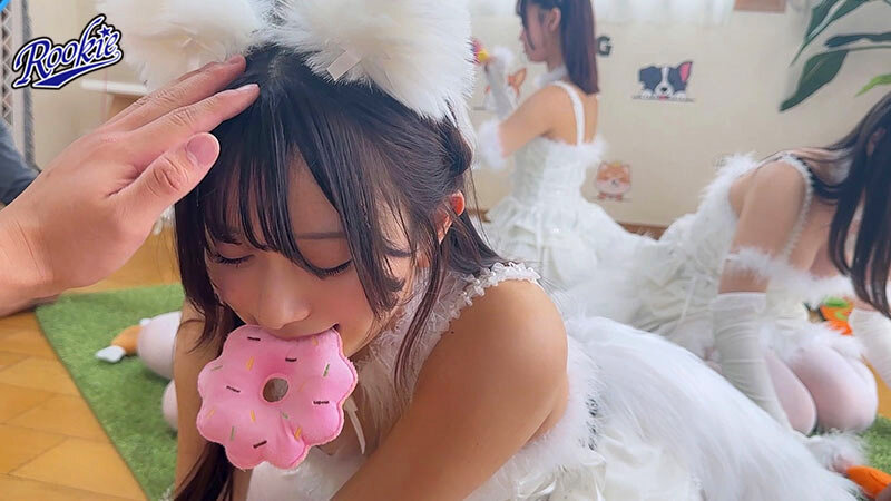 超サモエロカフェ！！ オチ●ポジャーキー大好物なサモエドちゃんとモフパコ大乱交スペシャル！！ - サンプル画像 - 2