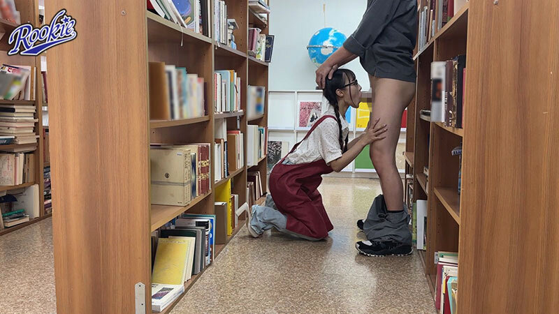 図書館で働く地味っこ眼鏡女子を館内痴●してレ●プ！イキ狂わせて完堕ち肉便器化 斉藤帆夏 - サンプル画像 - 9