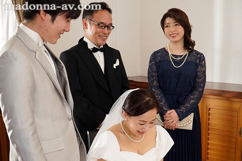 大喧嘩の末に、離婚した元夫婦―。 20年ぶりに仲直りした私たちは、新婚当初のように何度も何度も精魂尽き果てるまで求め合った。 岡江凛 - サンプル画像 - 9