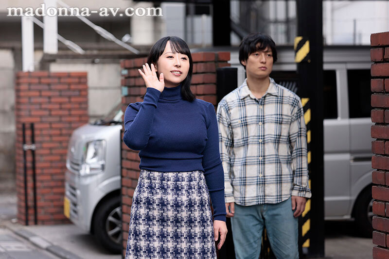 家族皆が巣立った実家で、 母と過ごす近親相姦の日々―。 中島美南 - サンプル画像 - 2