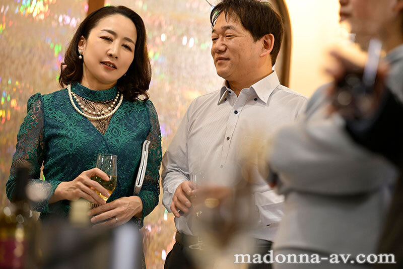 私の方がもっと…、もっと愛せるのに―。 同窓会’逆’NTR ～10年ぶりに再会した旧友と逢瀬を重ねる生ハメ情事～ 瀬尾礼子 - サンプル画像 - 2