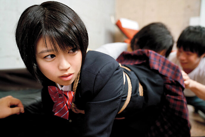 性支配を受け入れる無抵抗な美少女たち File.19 - サンプル画像 - 7