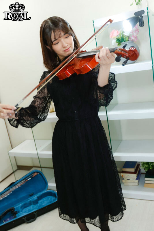 教え子のオナニー狂い処女ビッチお嬢様に痴女られ中出ししてしまった件。 倉本すみれ - サンプル画像 - 1