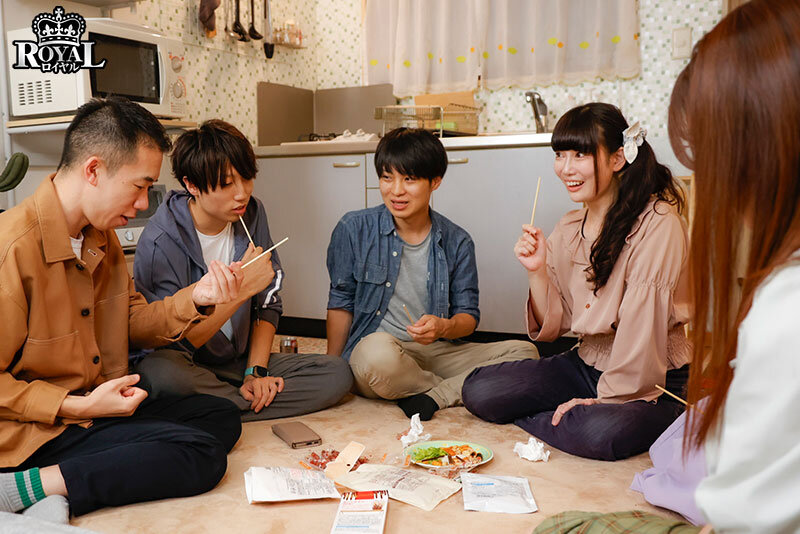 王様ゲームで急接近した隠れ淫乱な地味巨乳と、一泊二日のラブラブ中出しセックス。 五日市芽依 - サンプル画像 - 7